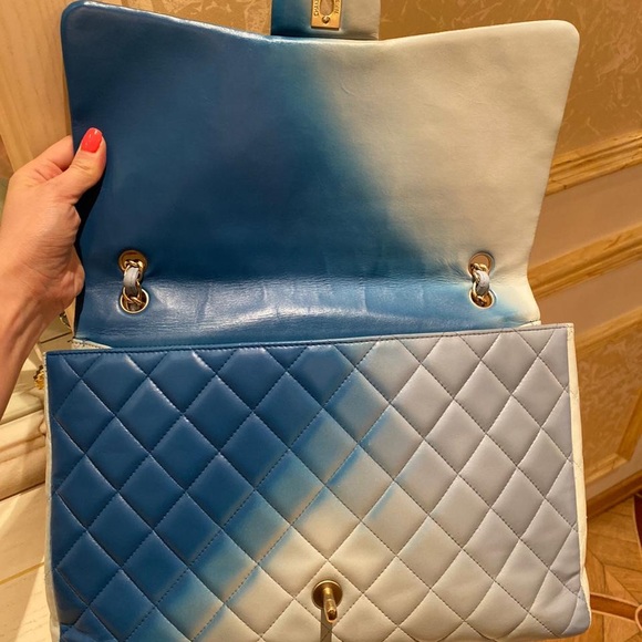 Chanel Classic Limited Edition Maxi Size Bag - Picture 3 of 8